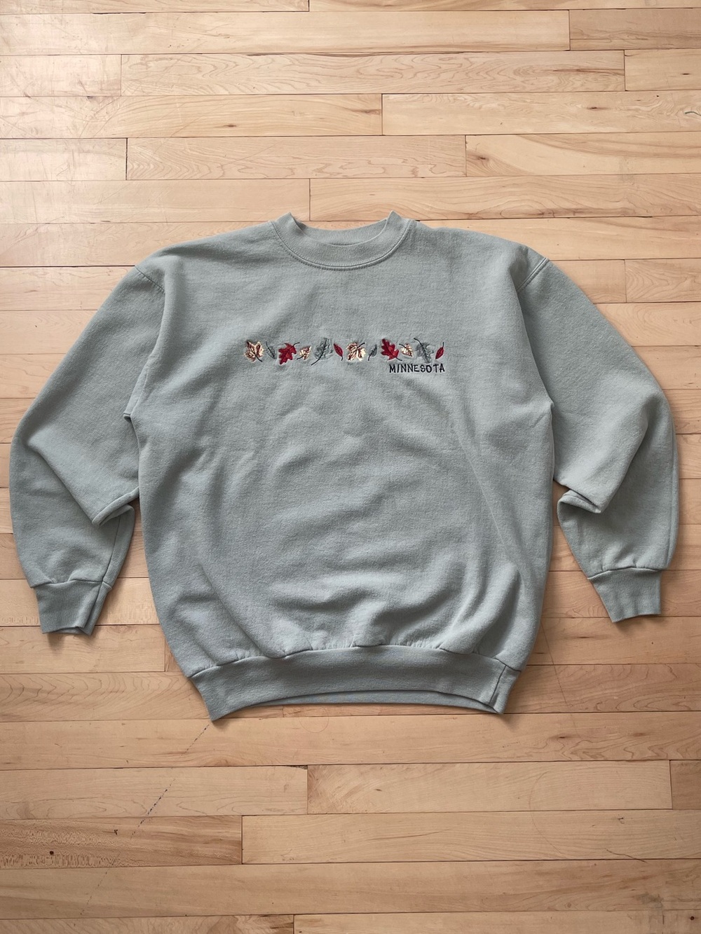 Vintage 90s Embroidered Hanes Muted Green Minnesota Crewneck Sweatshirt